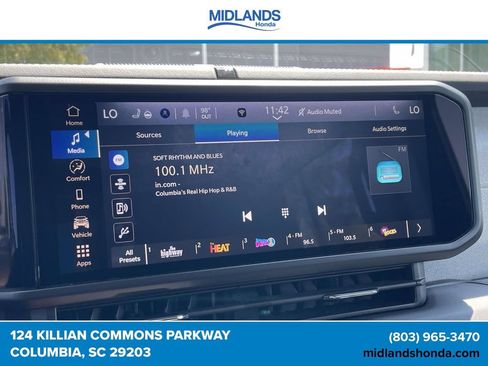 Used 2025 Jeep Wrangler Unlimited Sahara AWD/4WD image 25