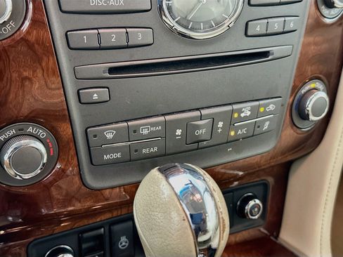 Used 2016 INFINITI QX80 4WD w/ Deluxe Technology Package image 24