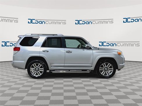 Used 2012 Toyota 4Runner Limited image 9