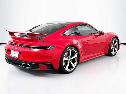 Certified 2023 Porsche 911 Carrera image 9
