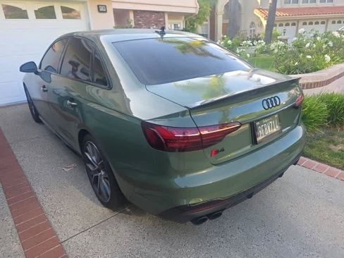Used 2023 Audi S4 Premium Plus w/ Premium Plus Package AWD/4WD image 5