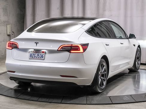 Used 2022 Tesla Model 3 RWD image 4