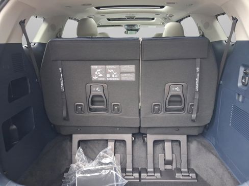 New 2026 Kia Carnival SX Prestige FWD image 12