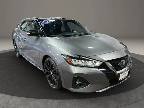 Used 2019 Nissan Maxima SR w/ Premium Package image 7