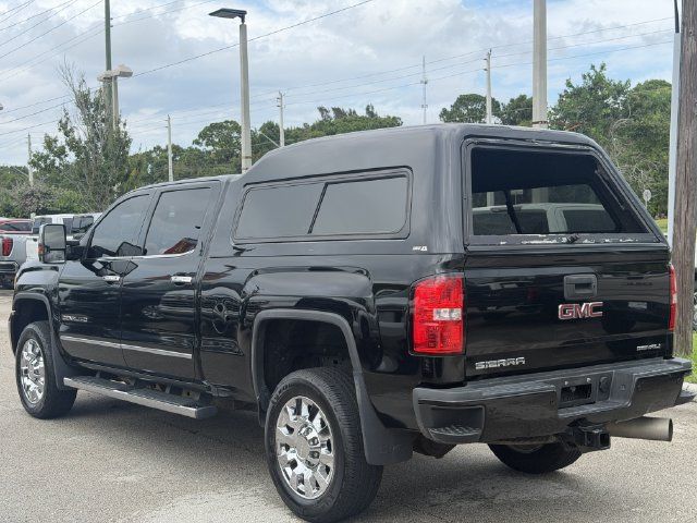 Used 2017 GMC Sierra 2500 Denali w/ Duramax Plus Package AWD/4WD image 6