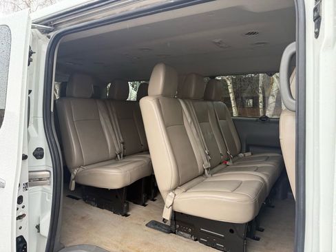 Used 2013 Nissan NV 3500 SL w/ Technology Pkg image 16