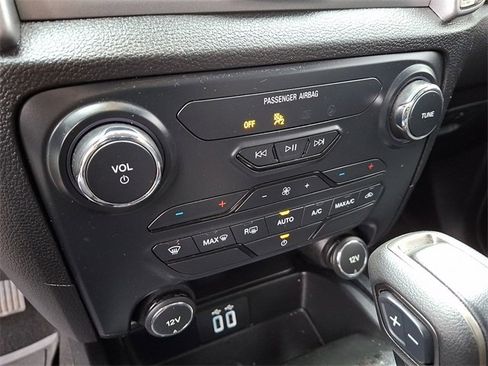 Used 2021 Ford Ranger XLT w/ Equipment Group 301A Mid image 16