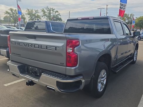 Used 2021 Chevrolet Silverado 1500 LT w/ Z71 Off-Road Package image 7