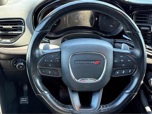 Used 2023 Dodge Durango GT RWD image 14
