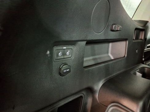 Used 2025 Kia Telluride S FWD image 14