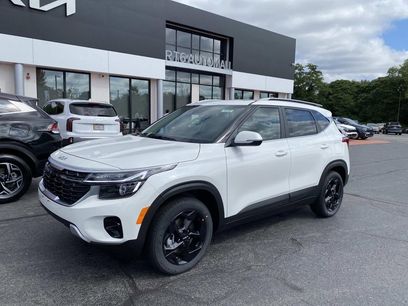 New 2026 Kia Seltos EX w/ EX Sunroof Package