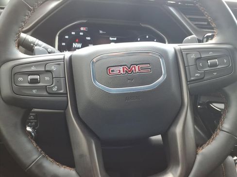 Used 2025 GMC Sierra 1500 AT4 w/ AT4 Premium Package AWD/4WD image 25