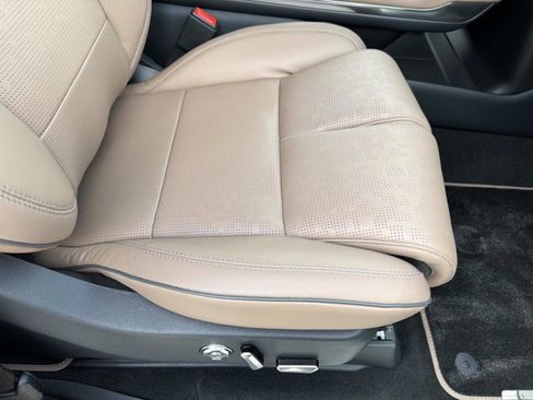 Certified 2025 Lincoln Navigator Black Label image 20