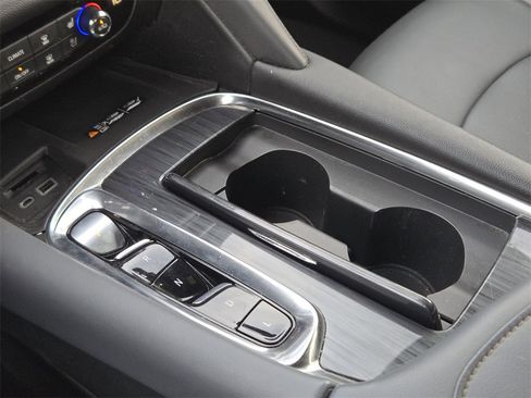 Used 2024 Buick Enclave Premium image 15