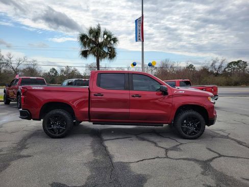 Used 2023 Chevrolet Silverado 1500 LT Trail Boss w/ Convenience Package II image 6