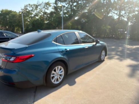 Used 2026 Toyota Camry LE FWD image 4