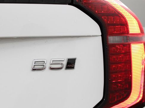 Used 2025 Volvo XC90 B5 Ultra AWD/4WD image 33