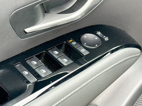 Certified 2025 Hyundai Santa Cruz XRT image 7