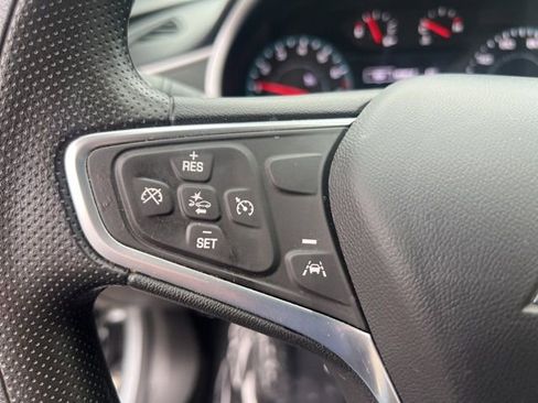 Used 2023 Chevrolet Malibu LT image 28