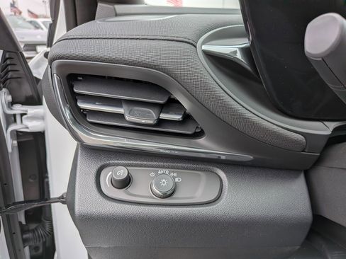 New 2026 Buick Envista Preferred FWD image 16