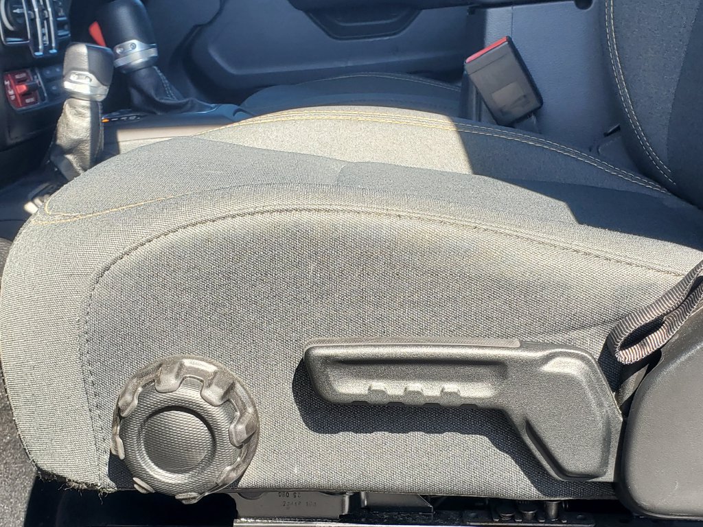 Used 2025 Jeep Wrangler Unlimited Sport S 4xe AWD/4WD image 6