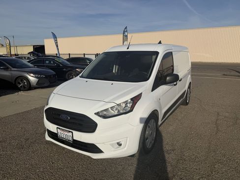 Used 2022 Ford Transit Connect XLT image 1