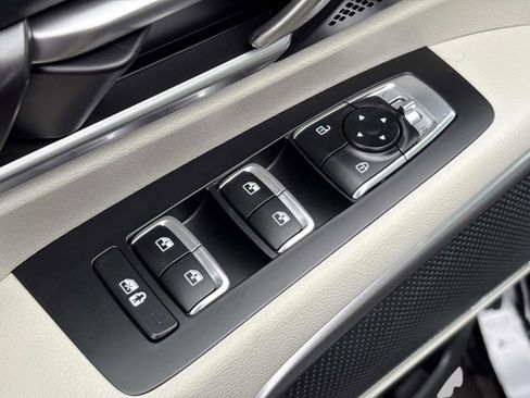 New 2025 Kia Telluride S image 21