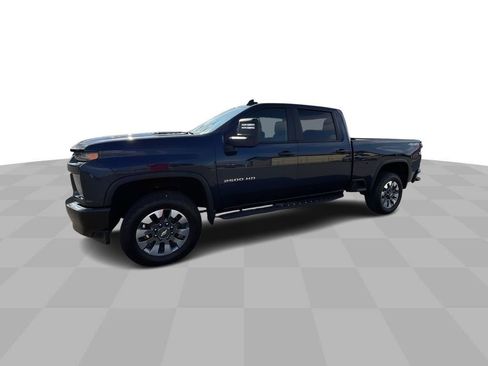 Used 2022 Chevrolet Silverado 2500 Custom w/ Custom Value Package image 1
