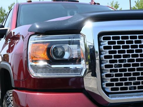 Used 2016 GMC Sierra 3500 Denali w/ Duramax Plus Package AWD/4WD image 11