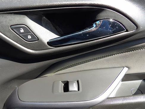 Used 2025 Chevrolet Trax ACTIV w/ Driver Confidence Package FWD image 40