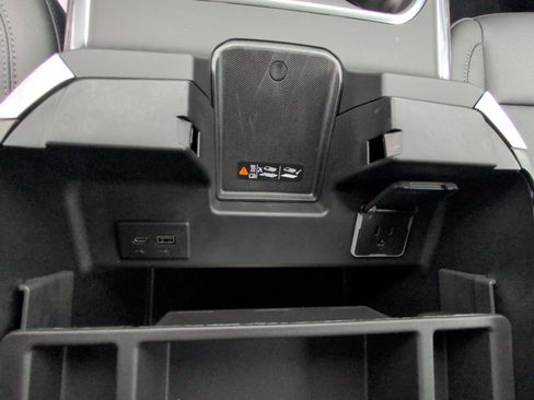 New 2026 GMC Sierra 2500 SLT w/ SLT Premium Package image 25