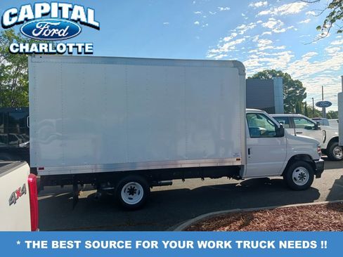 New 2027 Ford E-350 and Econoline 350 Super Duty w/ Power Equipment Group RWD image 6