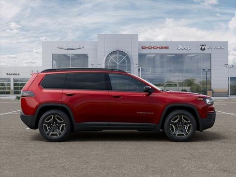 Used 2026 Jeep Cherokee Laredo AWD/4WD image 47
