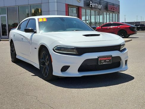 Used 2023 Dodge Charger R/T w/ Blacktop Package RWD image 2