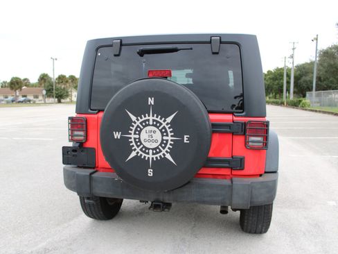 Used 2013 Jeep Wrangler Sport image 5