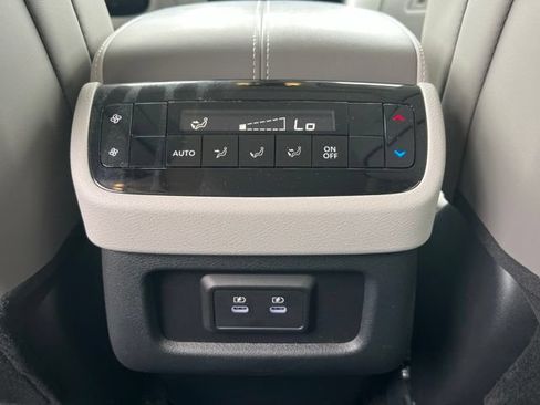 Used 2026 INFINITI QX60 Pure w/ Cargo Package AWD/4WD image 16
