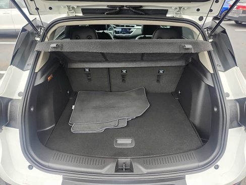 Used 2023 Buick Encore GX Preferred w/ Cold Weather Comfort Package AWD/4WD image 27