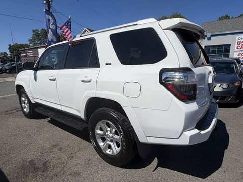 Used 2018 Toyota 4Runner SR5 Premium AWD/4WD image 7