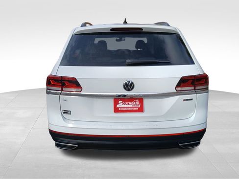 Used 2022 Volkswagen Atlas SE image 4