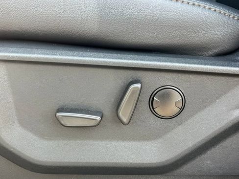 New 2026 Ford F550 4x4 Crew Cab image 17