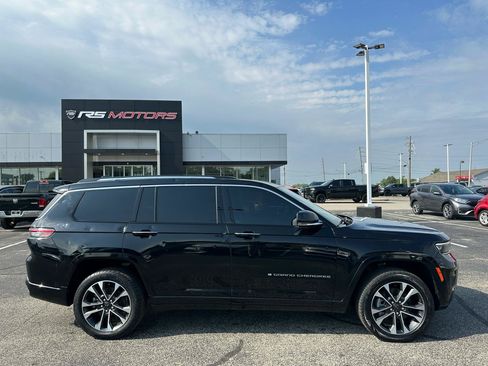 Used 2021 Jeep Grand Cherokee L Overland w/ Luxury Tech Group IV AWD/4WD image 15