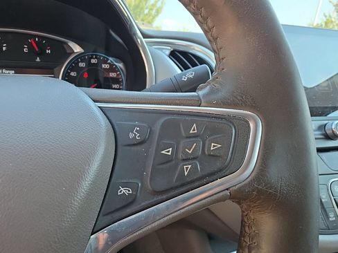 Used 2016 Chevrolet Malibu Premier w/ Driver Confidence Package II FWD image 16