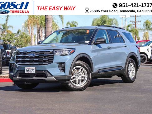 Used 2026 Ford Explorer Active w/ Active Comfort Package RWD image 1