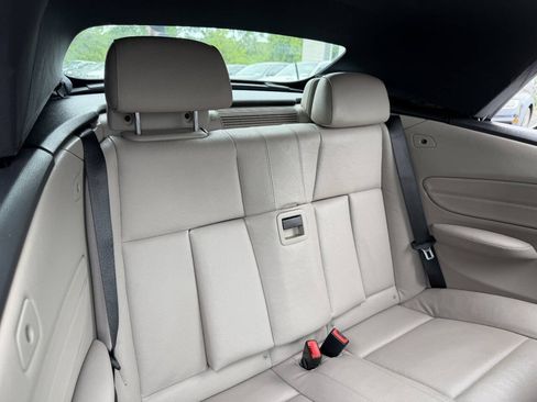 Used 2012 BMW 128i Convertible RWD image 21