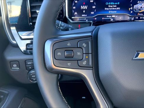 Used 2025 Chevrolet Silverado 2500 High Country w/ Technology Package image 24