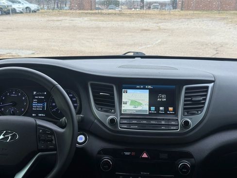 Used 2017 Hyundai Tucson Limited w/ Limited Ultimate Package 03 image 13