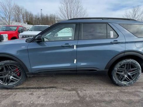New 2026 Ford Explorer ST-Line w/ ST-Line Street Pack image 5