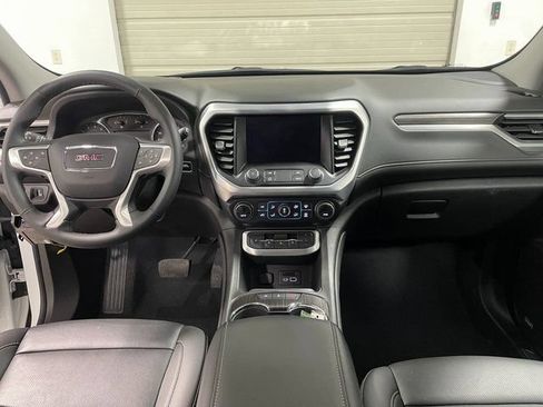 Used 2023 GMC Acadia SLT w/ Trailering Package AWD/4WD image 13