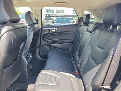 Used 2024 Ford Edge Titanium AWD/4WD image 12