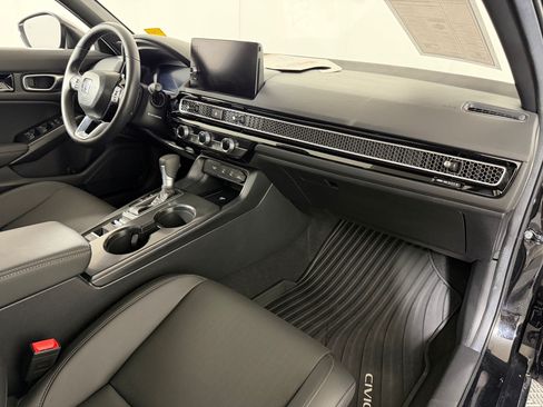 Used 2025 Honda Civic Sport Touring image 27
